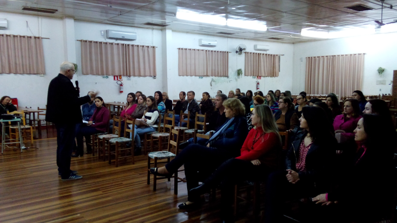 Projeto Sexualidade na Adolescência realiza 4ª etapa